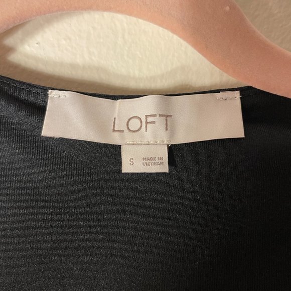 🔥 LOFT | Black Floral Soft Rayon Knit Wrap Dress Small - Picture 4 of 6